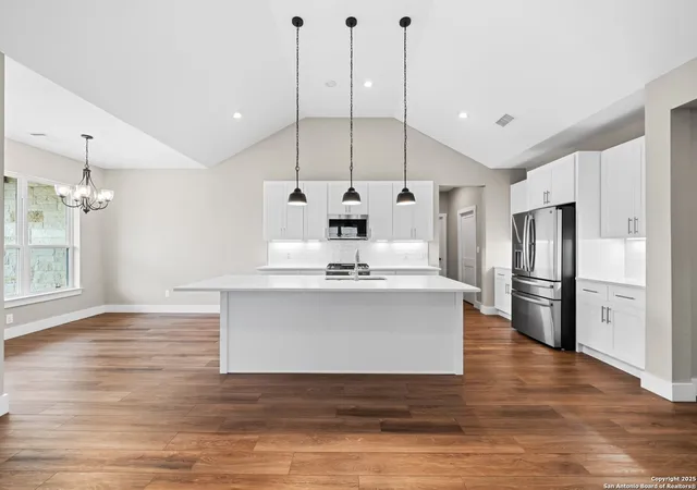 5th image of 808 Gray Oak, Fredericksburg, TX 78624 | MLS# 1915530
