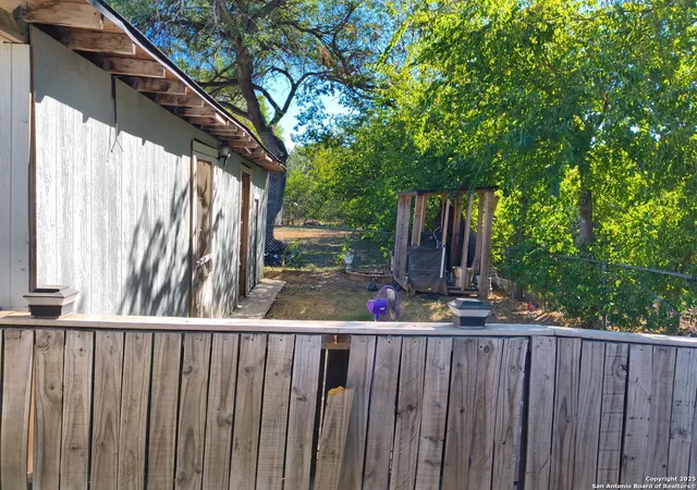 Homes for sale in San Antonio, TX | 1205 Dahlgreen, San Antonio, TX 78237 | MLS# 1915571