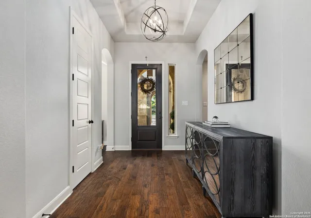 Photo 3 of Sale Pending at 108 Massey Woods, Boerne, TX 78006 | MLS# 1915603 | Listing updated on 2025-10-30