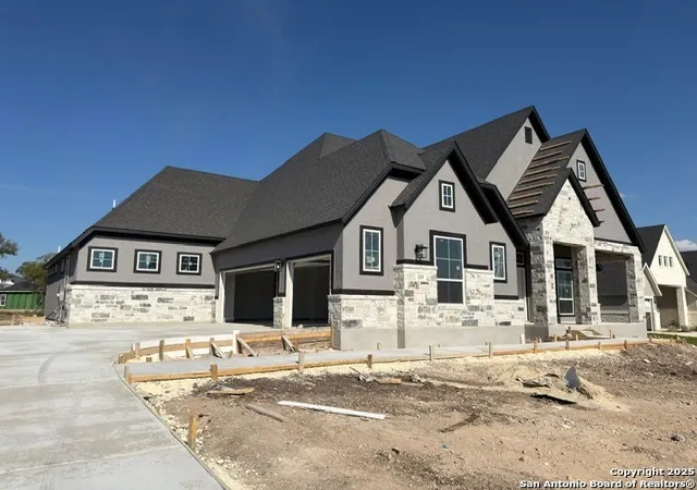 2nd image of 225 Storm Way, Castroville, TX 78009 | MLS# 1915630