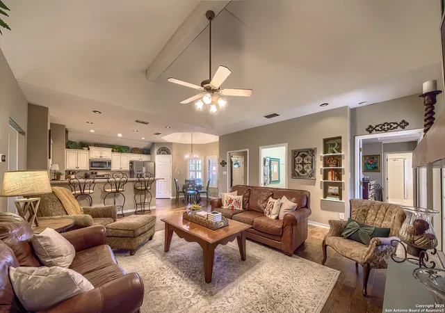 Photo 3 of Sale Pending at 1206 31st Street, Hondo, TX 78861 | MLS# 1915683 | Listing updated on 2025-11-17
