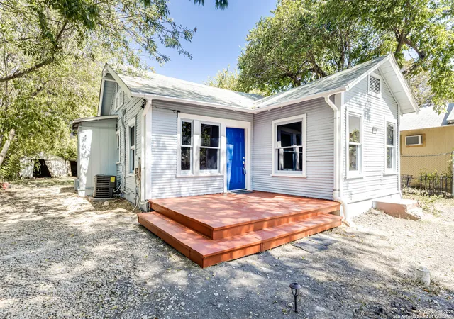 1st image of 841 Texas, San Antonio, TX 78201 | MLS# 1915710