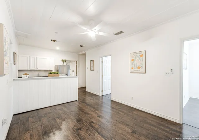 4th image of 841 Texas, San Antonio, TX 78201 | MLS# 1915710
