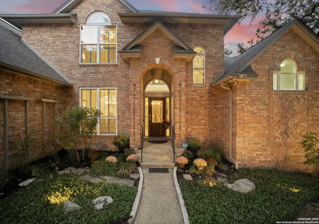 3rd image of 16222 Robinwood Ln, San Antonio, TX 78248 | MLS# 1915806