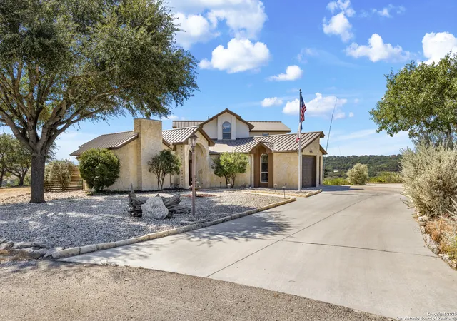 Photo 4 of Sale Pending at 490 Muse, Spring Branch, TX 78070 | MLS# 1915814 | Listing updated on 2025-11-27