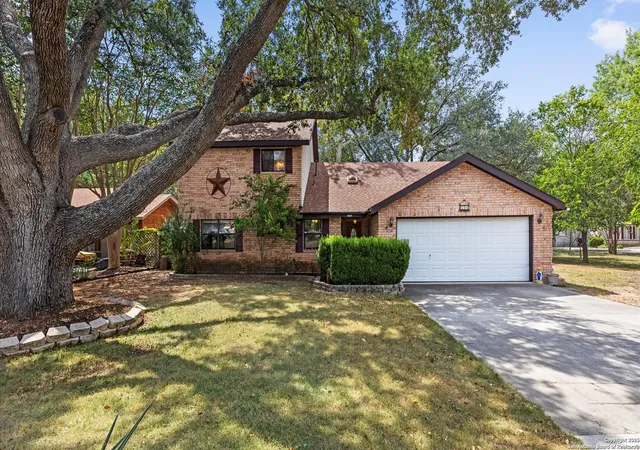 2nd image of 949 Burges, Seguin, TX 78155 | MLS# 1915831