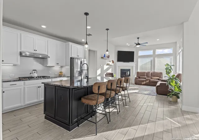 Photo 4 of Single family home for sale at 22924 Grande Vista, San Antonio, TX 78261 | MLS# 1915847 | Listing updated on 2026-05-29