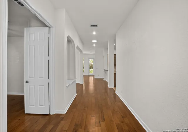 Photo 4 of Single family home for sale at 130 Grassmarket, San Antonio, TX 78259 | MLS# 1915871 | Listing updated on 2025-11-13