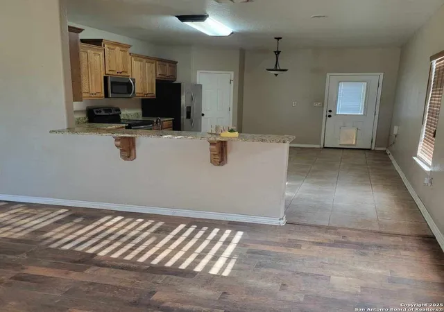 5th image of 1104 Poplar, Jourdanton, TX 78026 | MLS# 1915872