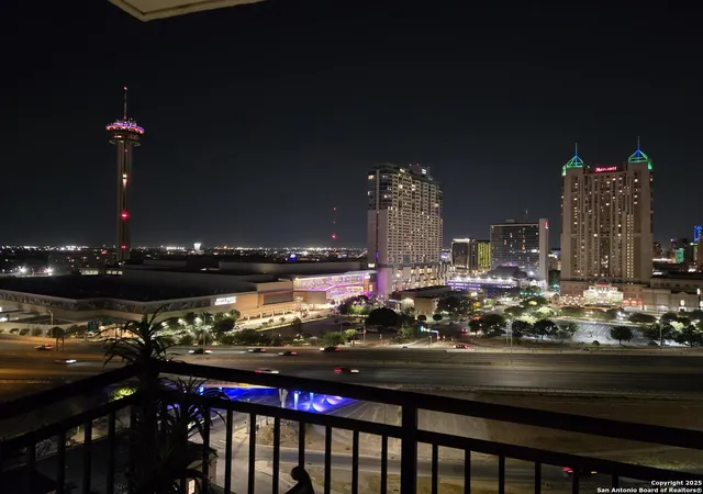 Homes for sale in San Antonio, TX | 215 Center #1307, San Antonio, TX 78202 | MLS# 1915892