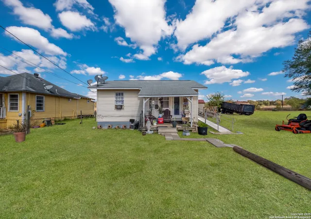 Photo 2 of Sale Pending at 1231 Mogford, San Antonio, TX 78264 | MLS# 1915904 | Listing updated on 2026-01-30