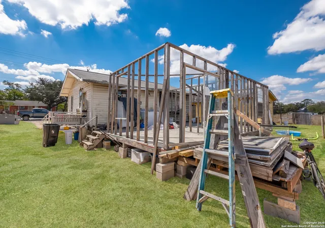 Photo 3 of Sale Pending at 1231 Mogford, San Antonio, TX 78264 | MLS# 1915904 | Listing updated on 2026-01-30