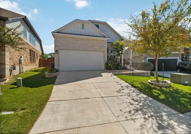 Photo 2 of Sale Pending at 5702 Pin Point, San Antonio, TX 78266 | MLS# 1915910 | Listing updated on 2026-01-14
