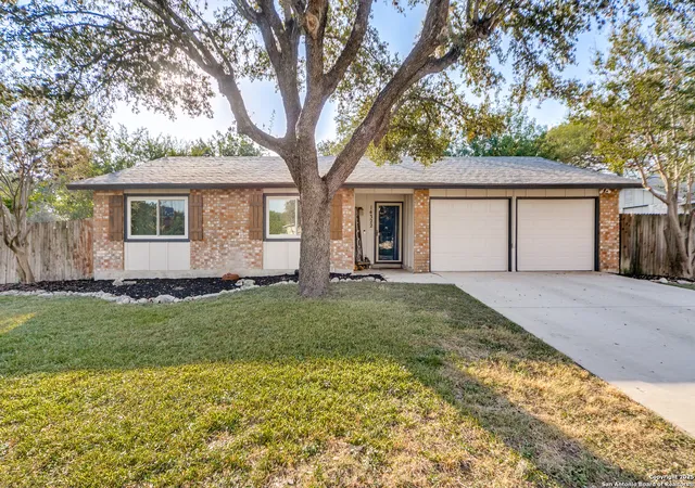 Photo 1 of Sale Pending at 14322 Pembridge, San Antonio, TX 78247 | MLS# 1915923 | Listing updated on 2025-11-15