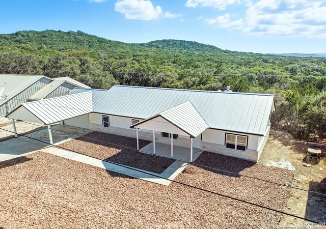 37th image of 221 Deer Oaks, Lakehills, TX 78063 | MLS# 1915925