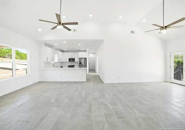 3rd image of 221 Deer Oaks, Lakehills, TX 78063 | MLS# 1915925