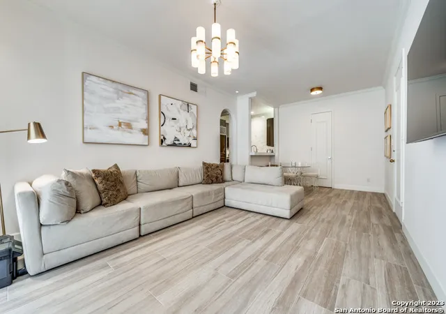 2nd image of 7711 Broadway #9B, San Antonio, TX 78209 | MLS# 1915932