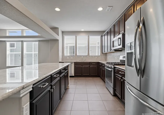 2nd image of 327 Rachel St, San Marcos, TX 78666 | MLS# 1915949
