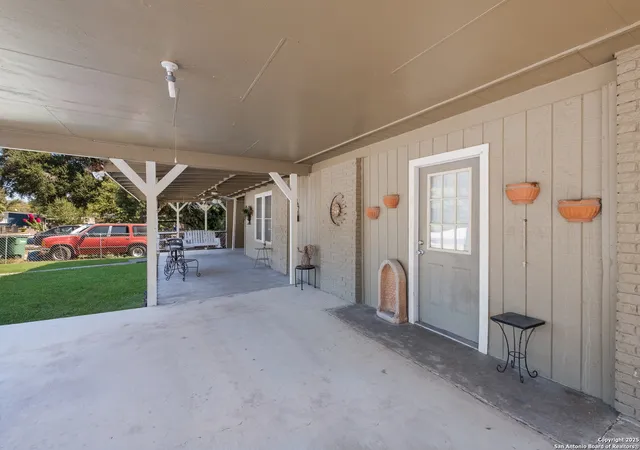 Photo 3 of Single family home for sale at 214 Schmeltzer, San Antonio, TX 78213 | MLS# 1915977 | Listing updated on 2026-01-10