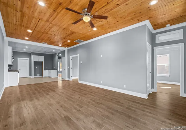 4th image of 129 Cincinnati Ave, San Antonio, TX 78201 | MLS# 1915981