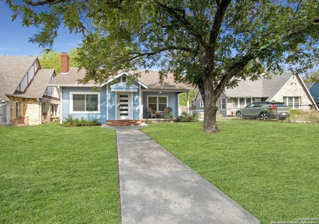 Photo 4 of Single family home for sale at 1419 Schley Avenue, San Antonio, TX 78210 | MLS# 1916025 | Listing updated on 2025-10-27