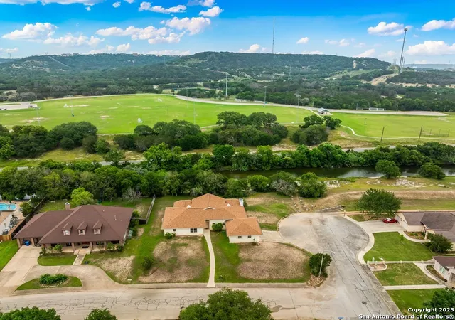 Photo 1 of Single family home for sale at 1019 Creek Run, Kerrville, TX 78028 | MLS# 1916040 | Listing updated on 2026-01-13