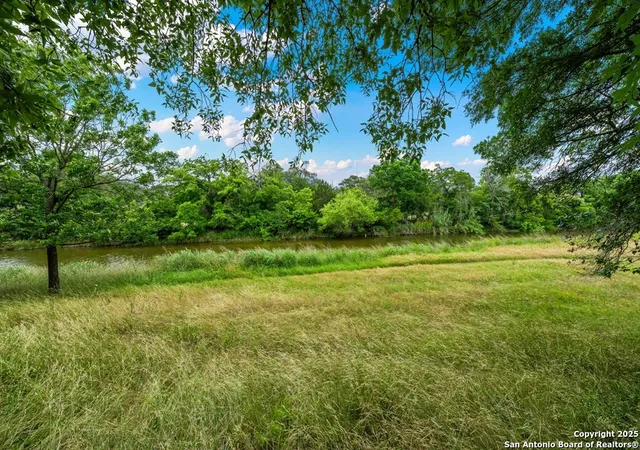 Photo 3 of Single family home for sale at 1019 Creek Run, Kerrville, TX 78028 | MLS# 1916040 | Listing updated on 2026-01-13