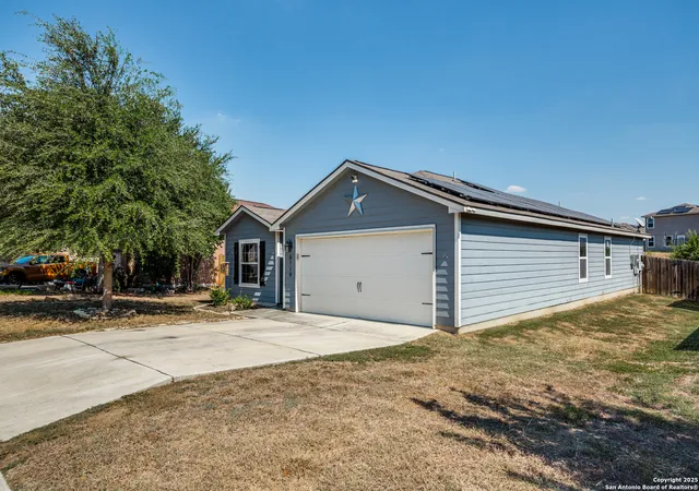 Homes for sale in San Antonio, TX | 6119 Still Meadow, San Antonio, TX 78222 | MLS# 1916057
