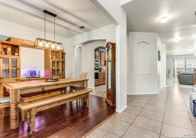 Photo 3 of Sale Pending at 456 Silver Buckle, Schertz, TX 78154 | MLS# 1916074 | Listing updated on 2026-01-26