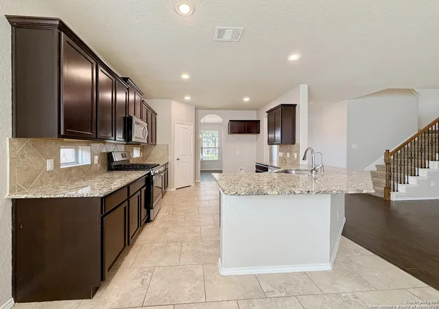 Photo 4 of Sale Pending at 8910 Wyatts, San Antonio, TX 78254 | MLS# 1916113 | Listing updated on 2025-11-24