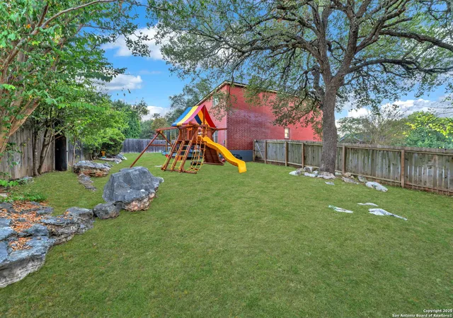 2nd image of 1330 Summit Crk, San Antonio, TX 78258 | MLS# 1916114