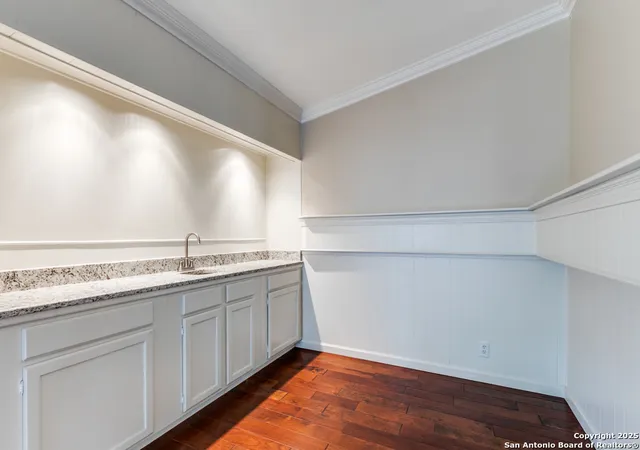 Photo 4 of Sale Pending at 10326 Country Vista, San Antonio, TX 78240 | MLS# 1916120 | Listing updated on 2026-01-19