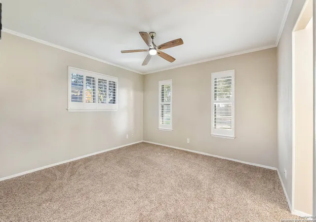 5th image of 429 Fenwick, Windcrest, TX 78239 | MLS# 1916128