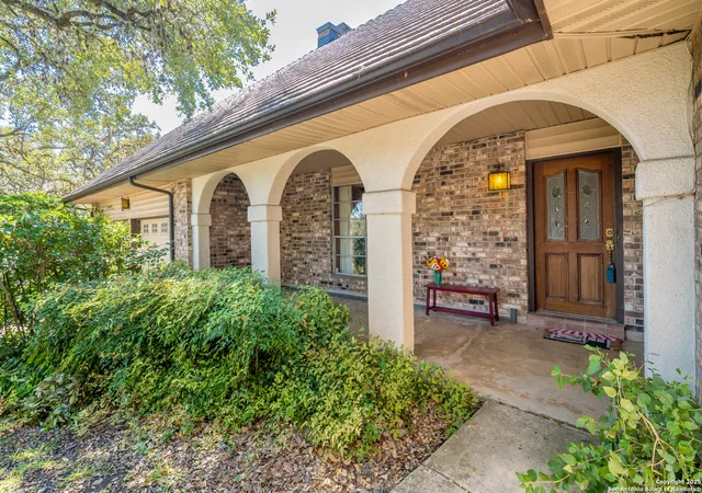 Photo 4 of Sale Pending at 5403 Billington, San Antonio, TX 78230 | MLS# 1916141 | Listing updated on 2025-10-29