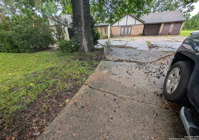 3rd image of 33635 W Decker, Magnolia, TX 77355 | MLS# 1916206