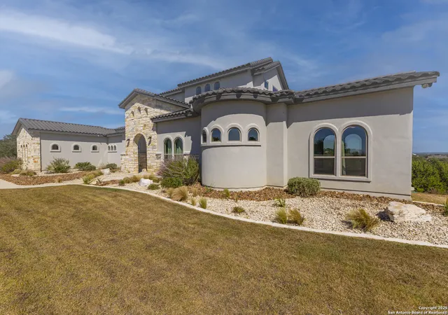 Photo 1 of Single family home for sale at 937 Mystic Pkwy, Spring Branch, TX 78070 | MLS# 1916209 | Listing updated on 2026-04-25