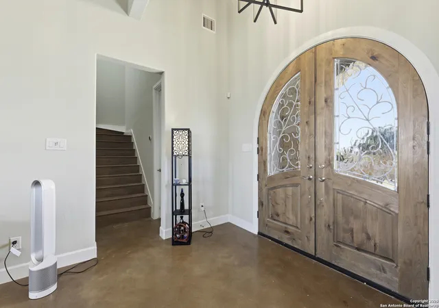 Photo 4 of Single family home for sale at 937 Mystic Pkwy, Spring Branch, TX 78070 | MLS# 1916209 | Listing updated on 2026-04-25