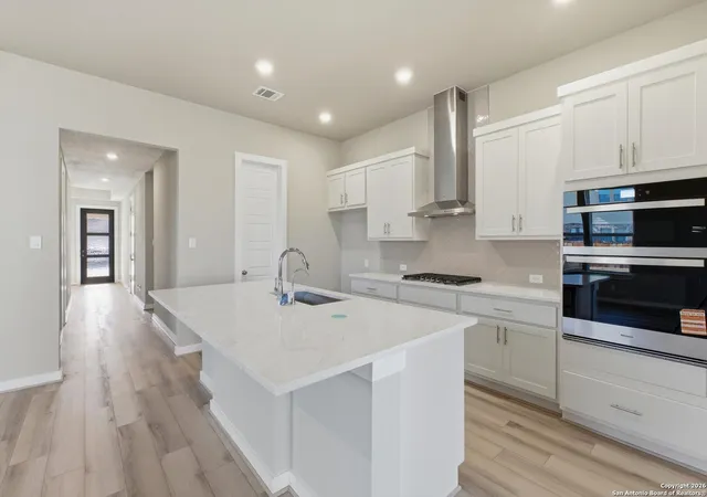 Photo 3 of Single family home for sale at 425 Foxtail Valley, Cibolo, TX 78108 | MLS# 1916253 | Listing updated on 2026-09-25
