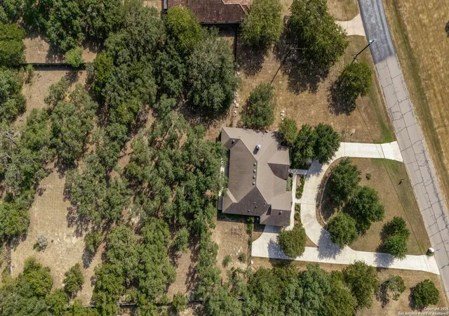 Photo 4 of Single family home for sale at 26018 Hazy Hollow, San Antonio, TX 78255 | MLS# 1916267 | Listing updated on 2026-01-28