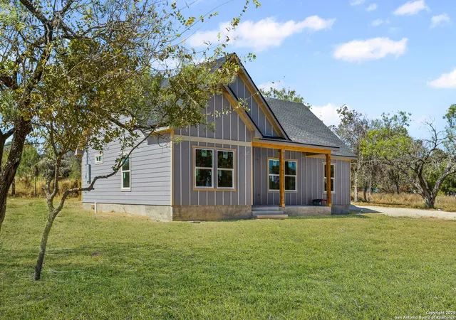 3rd image of 732 County Road 6842, Lytle, TX 78052 | MLS# 1916277