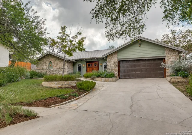 3rd image of 6122 Forest Court, San Antonio, TX 78240 | MLS# 1916309