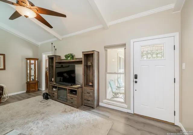 Photo 3 of Sale Pending at 901 Lake Dr, Kerrville, TX 78028 | MLS# 1916365 | Listing updated on 2025-11-21