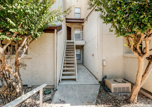 Photo 3 of Sale Pending at 5322 Medical Dr #B-201, San Antonio, TX 78240 | MLS# 1916382 | Listing updated on 2025-11-07