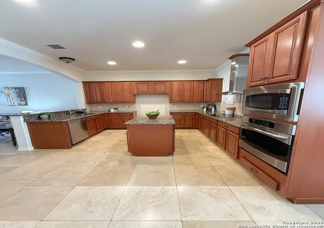 Photo 2 of Sale Pending at 23510 Cyn Golf #402, San Antonio, TX 78258 | MLS# 1916410 | Listing updated on 2026-04-07