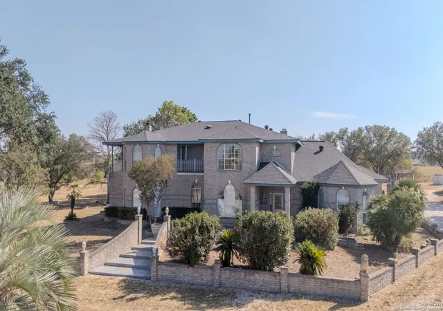 2nd image of 5280 Smith Rd, Von Ormy, TX 78073 | MLS# 1916420