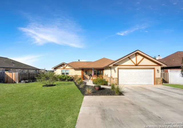 2nd image of 157 Turnberry, La Vernia, TX 78121 | MLS# 1916469