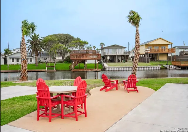 Homes for sale in Corpus Christi, TX | 101 Caribbean Dr Unit 6, Corpus Christi, TX 78418 | MLS# 1916476