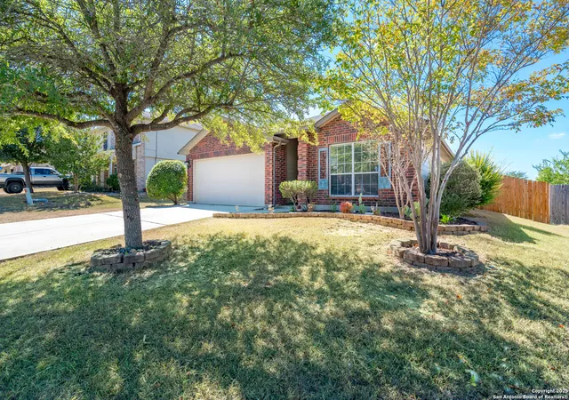 Photo 3 of Single family home for sale at 720 Fountain Gate, Cibolo, TX 78108 | MLS# 1916481 | Listing updated on 2026-02-03