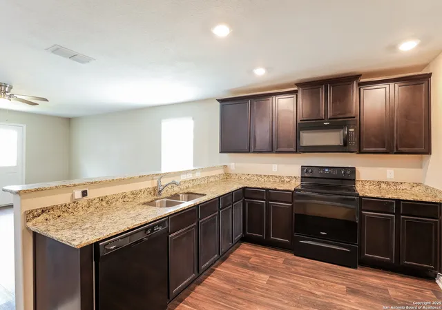 Homes for sale in San Antonio, TX | 3215 Rosalind, San Antonio, TX 78222 | MLS# 1916493