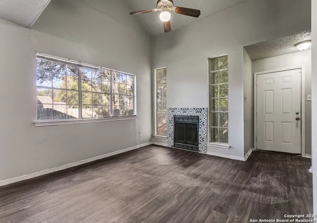 Photo 2 of Sale Pending at 7527 Oak Chase, San Antonio, TX 78239 | MLS# 1916494 | Listing updated on 2026-04-24